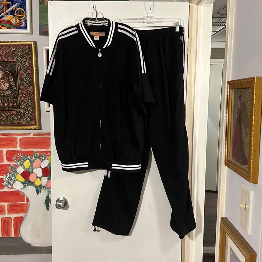 Tank black/white jacket and pants outfit